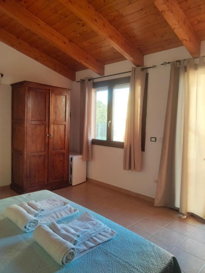 Agriturismo I Doni Del Mandorlo Альгеро Экстерьер фото